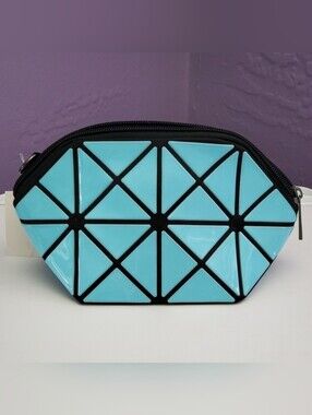 Gray Geometric Cosmetic Wristlet Bag